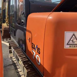 Excavatrice sur chenilles Hitachi ZX70 d'occasion, d'origine japonaise, 7 tonnes, petite taille, performances fiables, à vendre - Product Image 3