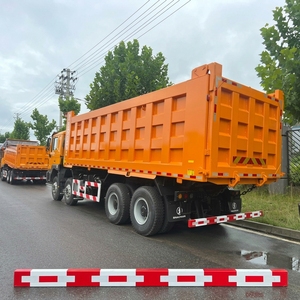 Camion benne Shacman 8x4 F3000 à <span class=keywords><strong>bon</strong></span> <span class=keywords><strong>prix</strong></span>, châssis 380HP Euro2, moteur Weichai, benne basculante poids lourd 50 tonnes pour la construction - Product Image 1