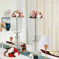 Centres de table pour mariage Décoration de table Chaîne en cristal métal doré Support à fleurs Vase Route Plomb Fête Accessoires de décoration de mariage
