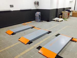 Baohua 2022 Produk Terbaik <span class=keywords><strong>Lift</strong></span> Gunting Onground <span class=keywords><strong>Lift</strong></span> Otomotif E Gunting <span class=keywords><strong>Lift</strong></span> untuk Perbaikan Otomotif Peralatan Bengkel - Product Image 3