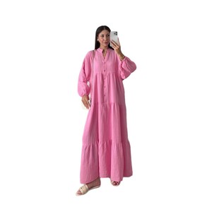 Nouvelle Robe Longue Décontractée à Manches Longues pour Femme, Style Artistique Boutonné, Couleur Unie, Coupe Ample, Tendance Européenne et Américaine, Collection 2026 - Product Image 6