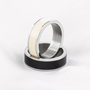 yunnique Geometric <b>Titanium</b> Steel Epoxy Resin <b>Black</b> White Enamel <b>Rings</b> Unisex Engagement Jewelry - Product Image 2