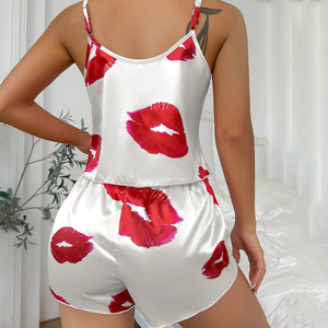 Ensemble de pyjama respirant pour <span class=keywords><strong>femme</strong></span>, taille XS, avec caraco à fines bretelles et short, imprimé lèvres rouges, en satin de polyester, 2 pièces, tenue d'intérieur - Product Image 4