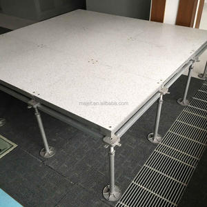 Plancher surélevé en aluminium <span class=keywords><strong>haut</strong></span> <span class=keywords><strong>de</strong></span> <span class=keywords><strong>gamme</strong></span> 24''*24'' Panneau solide en aluminium pour salle blanche - Product Image 1