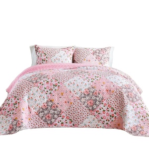 Pink Modern Reversible <strong>Patchwork</strong> Quilts Set 100% Polyester Woven Queen Twin Soft <strong>Bedding</strong> for Home Hotels - Product Image 1