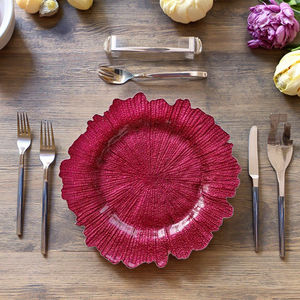 Assiettes de présentation en verre coloré (corail, rose, or, argent, vert, blanc) avec technique émaillée écologique pour mariages - Product Image 1