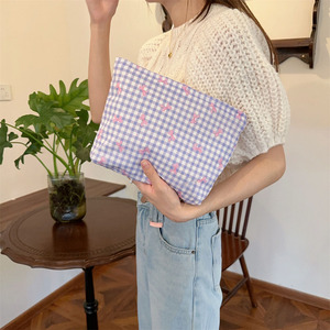 Bolsa de Almacenamiento de Maquillaje y Cuidado de la Piel de Lona con Diseño Geométrico Nacional Personalizado Ouxun, con Cierre de Gran Capacidad y Características de Organización - Product Image 1