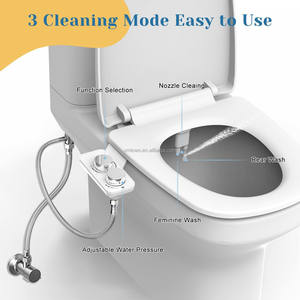 Cubierta de asiento de inodoro de bidé de doble boquilla de lujo moderno, nuevo diseño no eléctrico con <span class=keywords><strong>tapa</strong></span> de agua fría para baño o apartamento - Product Image 3