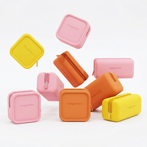 SENYU EVA Best Sell Custom Hanging Travel for Women Waterproof Makeup Cosmetic Bag Zipper Closure Fashion Style Daily Use - Product Image 3