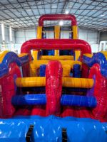 Parcours d'obstacles gonflable personnalisé, jeu de course gonflable, aire de jeux excitante