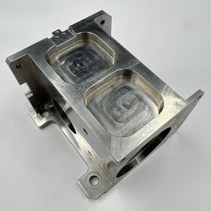 รับประกันคุณภาพ ทนความร้อนสูง น็อตหกเหลี่ยมคู่ ป้องกันการคลายตัว ความแม่นยำระดับ CNC - Product Image 5