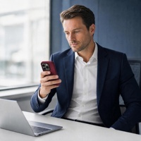 Coque de téléphone pour iPhone 16 Pro en Alcantara italien véritable, entièrement enveloppée, finition usinée CNC, aimant puissant, service OEM/ODM