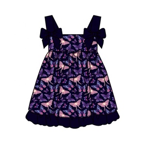Abito da bambina con stampa floreale e farfalle, vestito estivo senza maniche con cinturino a fiocco - Product Image 4