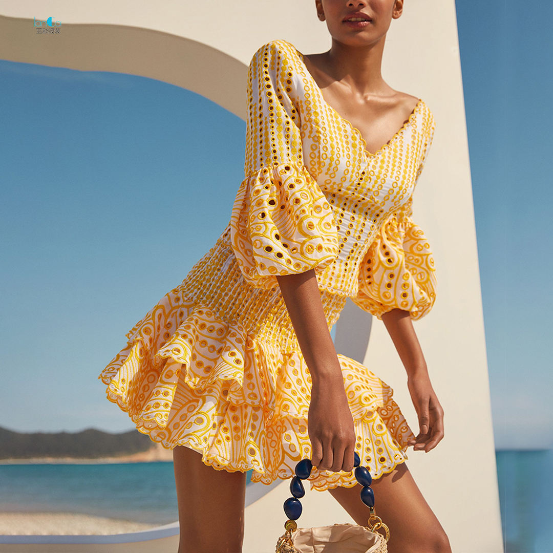 สีเหลือง