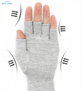 BDE caldo di vendita di bambù guanti di compressione in fibra di carbone d'argento ioni antibatterico guanti mezze dita per Sport e Fitness - Product Image 5