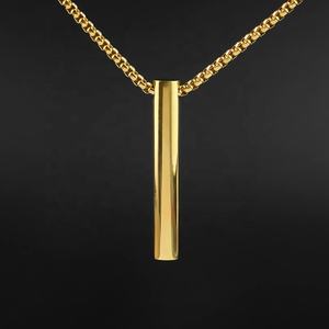 Joyería Minimalista, Collar de Barra Vertical 3D Personalizado con Nombre Grabado en Oro de 18K para Hombres y Mujeres - Product Image 1