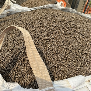 เชื้อเพลิงชีวมวลความหนาแน่นสูงที่ให้ความร้อนสม่ำเสมอ มาตรฐาน ENplus เม็ดไม้คุณภาพพรีเมียมสำหรับการผลิตพลังงานทดแทน - Product Image 6