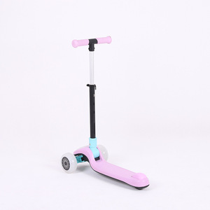 Patinete Infantil Morado para Niños de 3 Años en Adelante, Altura Ajustable, con Luces - Product Image 2
