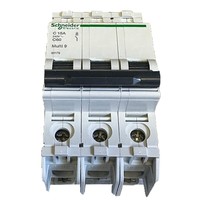 Interruptor Automático Multifunción 60179 de 9 Circuitos, 3 Polos, 15A, Riel DIN, Serie C60, PLC