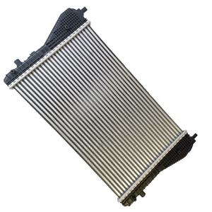 Enfriador de aire de <span class=keywords><strong>carga</strong></span> del sistema de refrigeración del coche para <span class=keywords><strong>Volkswagen</strong></span> New Magotan OEM 1K0145803CA Intercooler de aluminio - Product Image 2