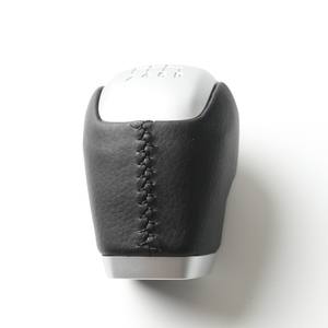 レンジローバーEVOQUEマニュアルブラックレザーギア用チャンジレバーノブLR024721 - Product Image 5