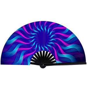 Éventail à main pliable en bambou personnalisé de 13 pouces, peint à la main, avec logo musical traditionnel, pour les fêtes dansantes, les mariages - Product Image 1