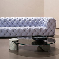 Canapé Chesterfield en cuir de luxe au design classique italien, mobilier moderne pour villa, canapé capitonné, canapé sectionnel pour la maison