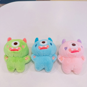 Llavero de Mosquetón con Muñeco de Monstruo Pequeño de Anime y Dibujos Animados, Ojos Grandes, de Moda, para Aliviar el Estrés, Duradero, de Plástico PP, Relleno de Algodón - Product Image 5