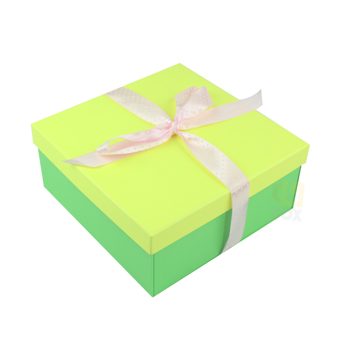 Modern Design Paper Gift Box With Customized Ribbon Hot Selling Gift Foldable Paper Boxes With A Lid