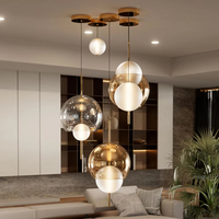 Lámpara colgante moderna Lámpara de araña de estilo nórdico hecha de vidrio Accesorio de iluminación colgante para dormitorios y salas de estar simples