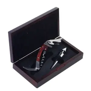 Juego de Vino de 2 Piezas de Madera, Personalizado para Merchandising - Product Image 1