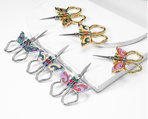 Di lusso nuovo stile a <span class=keywords><strong>punto</strong></span> <span class=keywords><strong>croce</strong></span> ricamato in lega di acciaio inossidabile forbici da cucire dipinte a farfalla giocattolo per uso domestico - Product Image 4