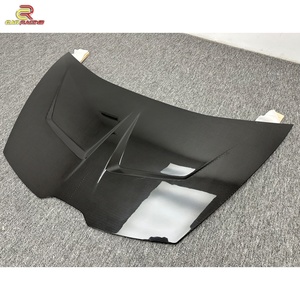 ฝากระโปรงคาร์บอนไฟเบอร์แบบแห้ง รุ่น 1016 สำหรับรถยนต์แลมโบ กูร์ราแคน LP610 LP580 EVO Perforamante ปี 2014-2018 ชุดแต่งตัวถังรถยนต์ ฝาครอบเครื่องยนต์ - Product Image 3