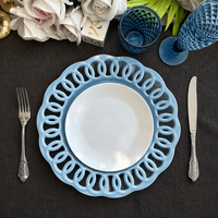 Assiettes de présentation en céramique multicolores, design ajouré en dentelle, pour mariage, fête, banquet, festival, décoration de table