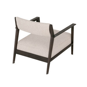 Sillón Clásico Personalizable Hecho a Mano con Tapicería de Tela Bouclé y Estructura de Madera Maciza - Product Image 5