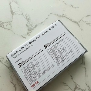 Ensemble de cassettes Guardians of the Galaxy : <span class=keywords><strong>Awesome</strong></span> Mix <span class=keywords><strong>Vol</strong></span>.1 + <span class=keywords><strong>Vol</strong></span>.3, Pack de bandes originales du film - Product Image 5