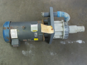 Nueva Bomba Centrífuga Original Sin Marca de 2\" x 1\" NPT con Motor de 5 HP 190220380440V 3PH y Controlador de Programación PLC - Product Image 1