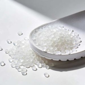 วัตถุดิบ โพลีไวนิลคลอไรด์ คริสตัล สารเติมแต่งพื้นรองเท้า คุณสมบัติทนทาน ทนต่อการสึกหรอสูง ทนต่อการเสื่อมสภาพ อนุภาค <span class=keywords><strong>PVC</strong></span> - Product Image 1