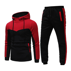 Ensemble de jogging pour homme personnalisé en coton 100% imprimé pour l'hiver, avec sweats à capuche et survêtements brodés à marque privée - Product Image 1