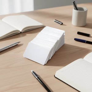 Carte blanche en PVC magnétique CR80 laminée pour <span class=keywords><strong>impression</strong></span> numérique, idéale pour les imprimantes à jet d'encre UV et transfert thermique - Product Image 5