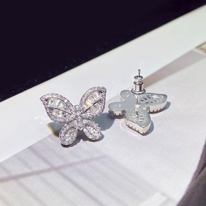 Pendientes Coreanos de Moda, Pendientes de Mariposa con Circonita Cúbica de Lujo, Chapados en Oro, para Mujer - Product Image 2