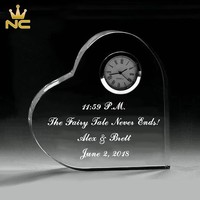 Horloge en cristal personnalisée avec gravure laser 3D en forme de cœur, souvenirs de mariage pour invités, taille personnalisée, impression UV