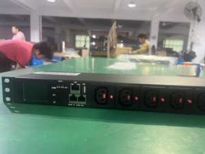 PDU Inteligente con Control Remoto de 19 Pulgadas, Monitoreo <span class=keywords><strong>IP</strong></span> LCD, Precisión del 0.8%, Enchufe Mixto Ethernet C13/C19, Enchufes Estadounidenses/Europeos, Distribución de Energía - Product Image 2