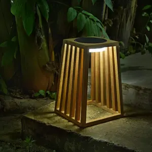 Linterna LED de madera Solar portátil de nuevo diseño para decoración de paisaje de césped de Hotel de jardín