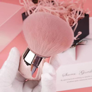 Pinceau à poudre en forme de champignon, fibres synthétiques de 50 mm, manche en métal, outil de maquillage pour le visage - Product Image 1