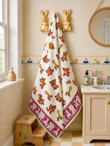 Serviettes de bain pour enfants en coton doux et absorbant, imprimées colorées, qualité export, fabriquées à la main, pour le bain et la plage, disponibles à la vente. - Product Image 2