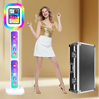 Mesin Photo Booth iPad Produk Unggulan dengan Casing Stand Oval 12.9 Inch, Kios Photobooth iPad Roamer untuk Hiburan Dalam Ruangan