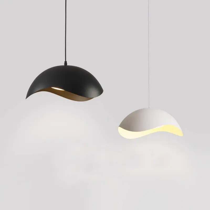 Lampadario nordico Design minimalista in metallo Hotel Bar Bar in bianco e nero lampadario