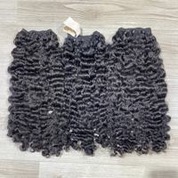 Bundles bouclés birmans Bundles de cheveux humains indiens vietnamiens Bundles de cheveux bruts bouclés birmans 100% Extension de cheveux humains non transformés