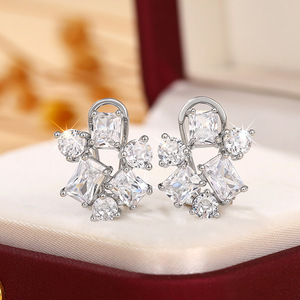 Orecchini a Perno Geometrici Irregolari per Donne, Accessori per Orecchie Dolci e Cool per Uso Quotidiano - Product Image 5